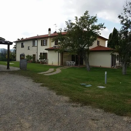 Il Poggiolo ファームステイ Istia dʼOmbrone